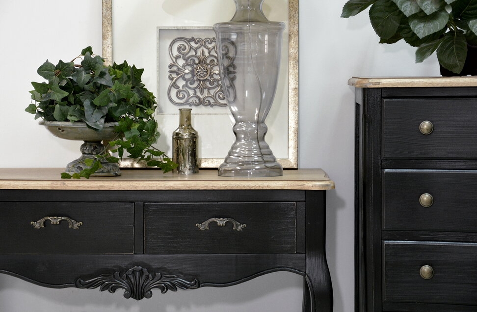 Kosmetinis staliukas SALERNO