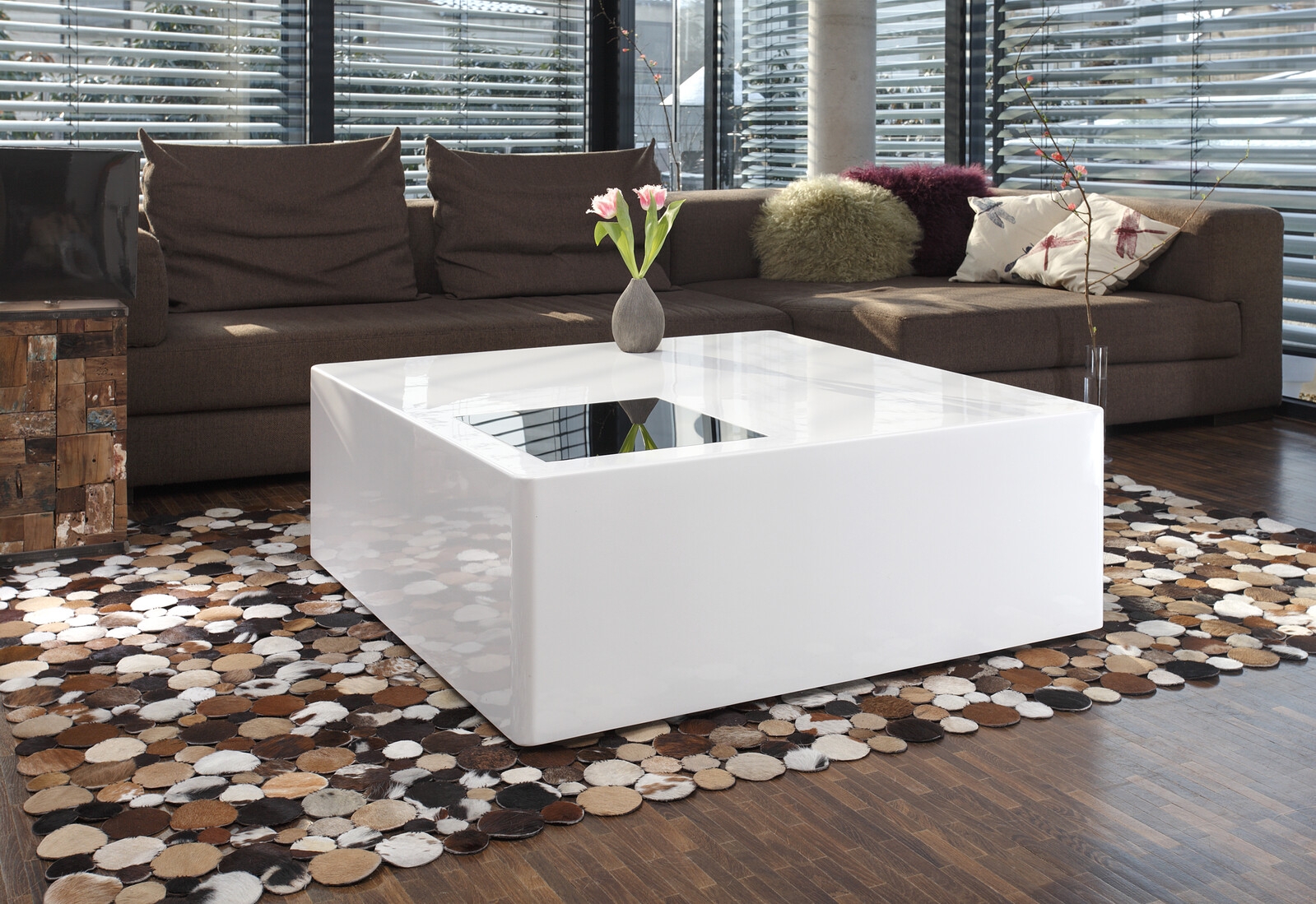 Žurnalinis staliukas 156 METROPOLITAN