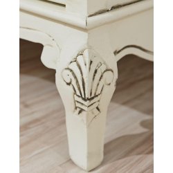 senovinio dizaino naktinis stalas, medinis, baltas