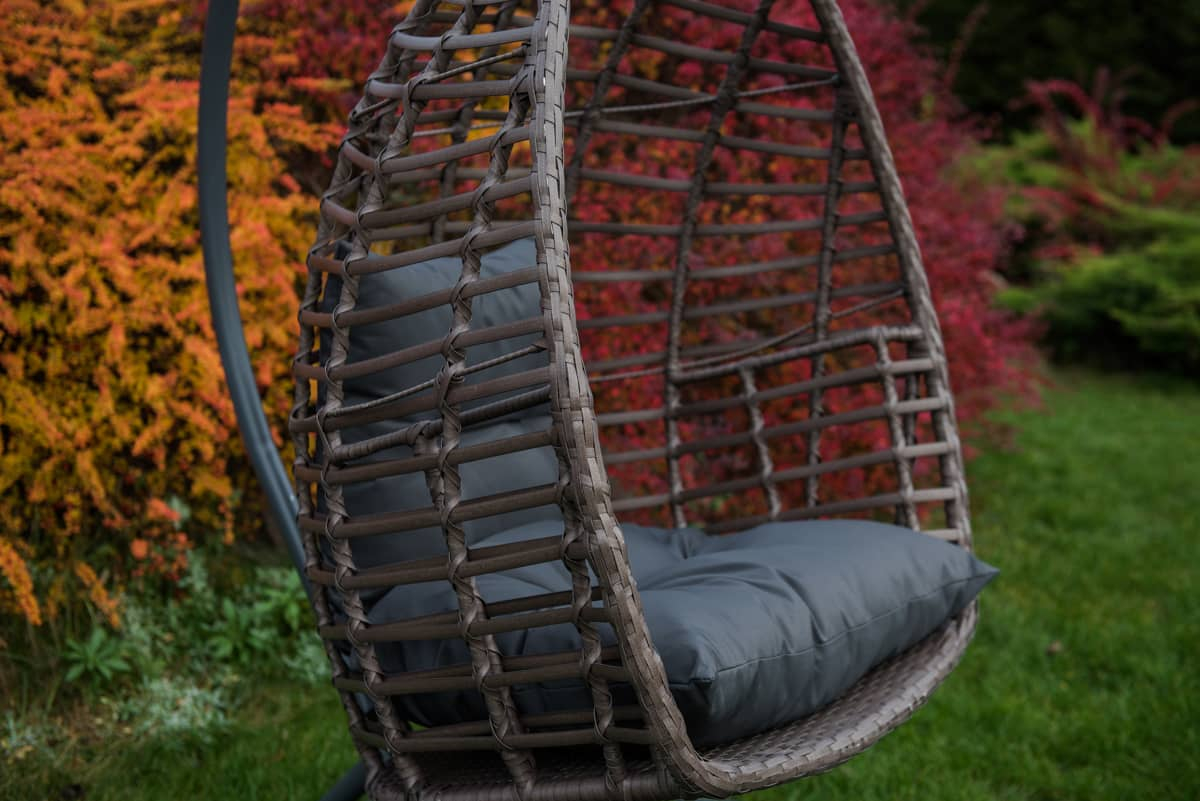 Pakabinamas krėslas PIA