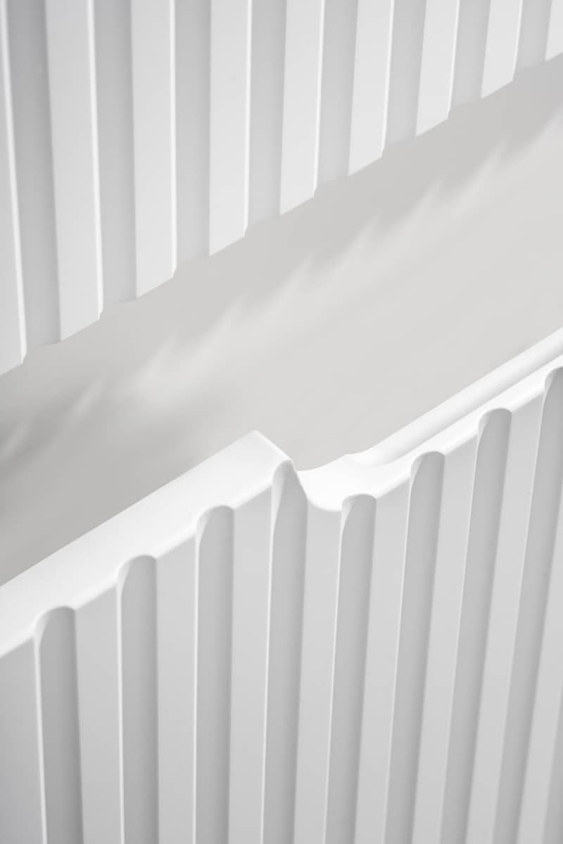 Pakabinama vonios spintelė su praustuvu 828 NOVA WHITE