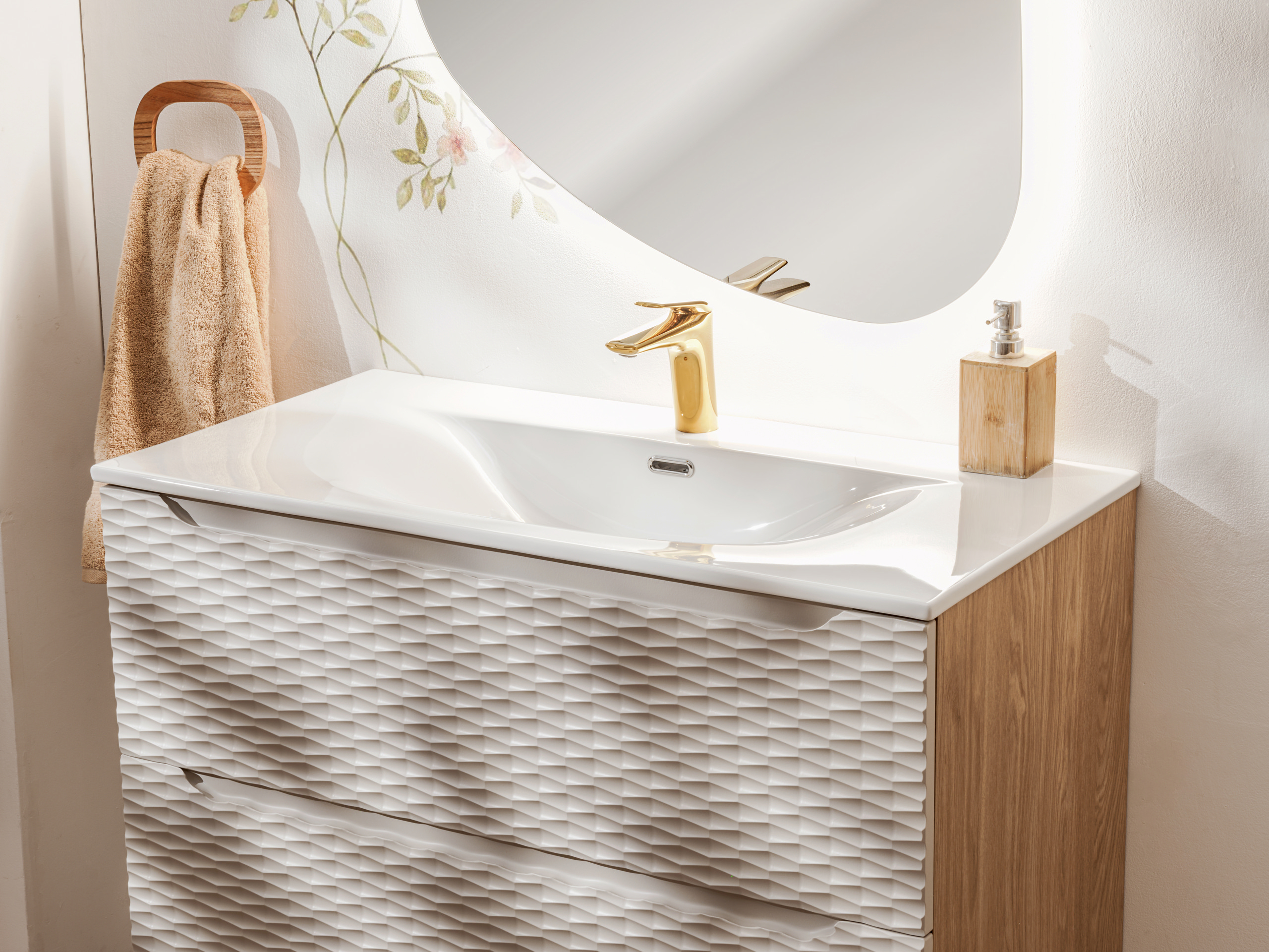 Pakabinama vonios spintelė su praustuvu 829 OCEAN BEIGE