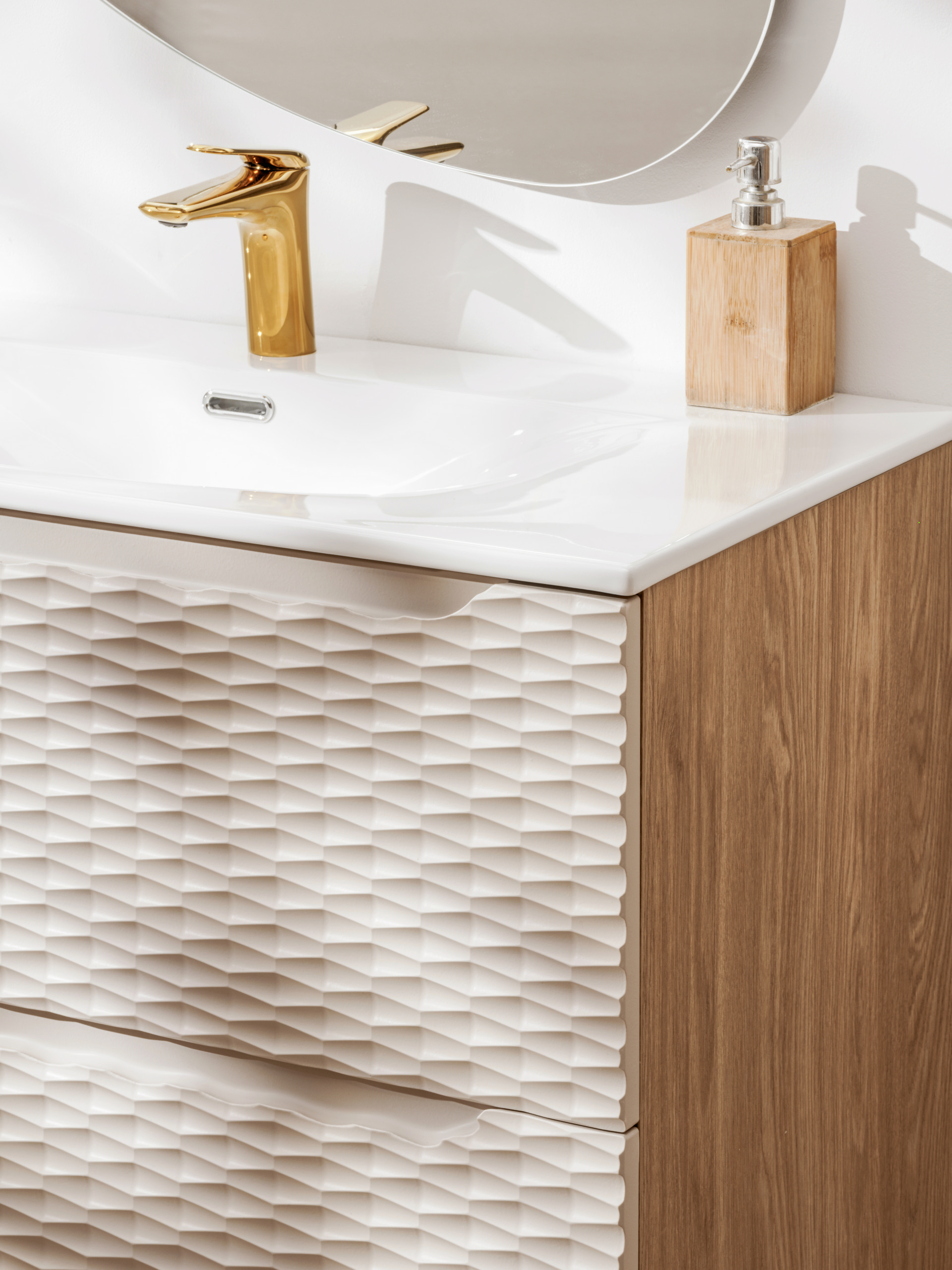 Pakabinama vonios spintelė su praustuvu 828 OCEAN BEIGE