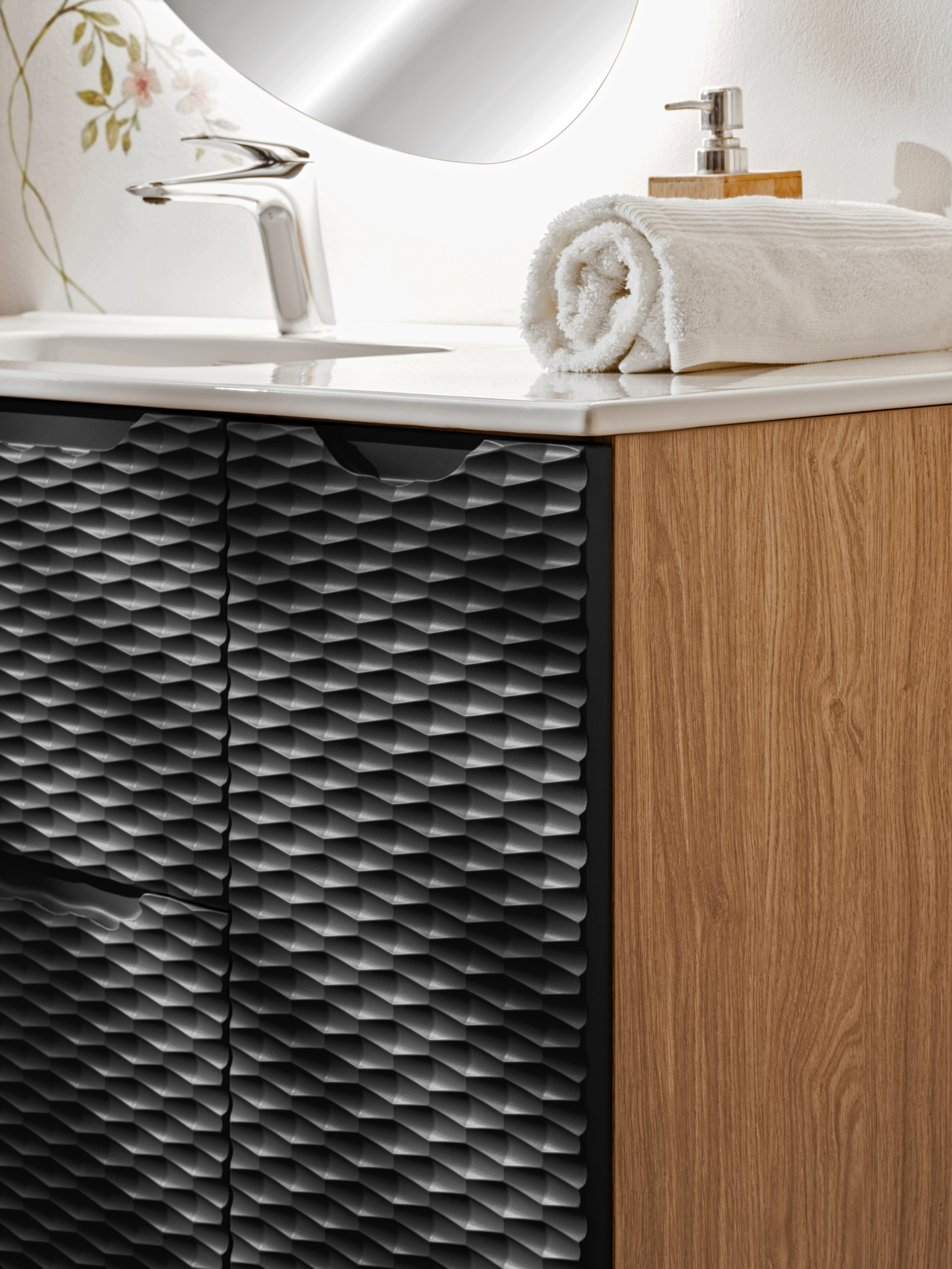 Pakabinama vonios spintelė su praustuvu 828 OCEAN NERO