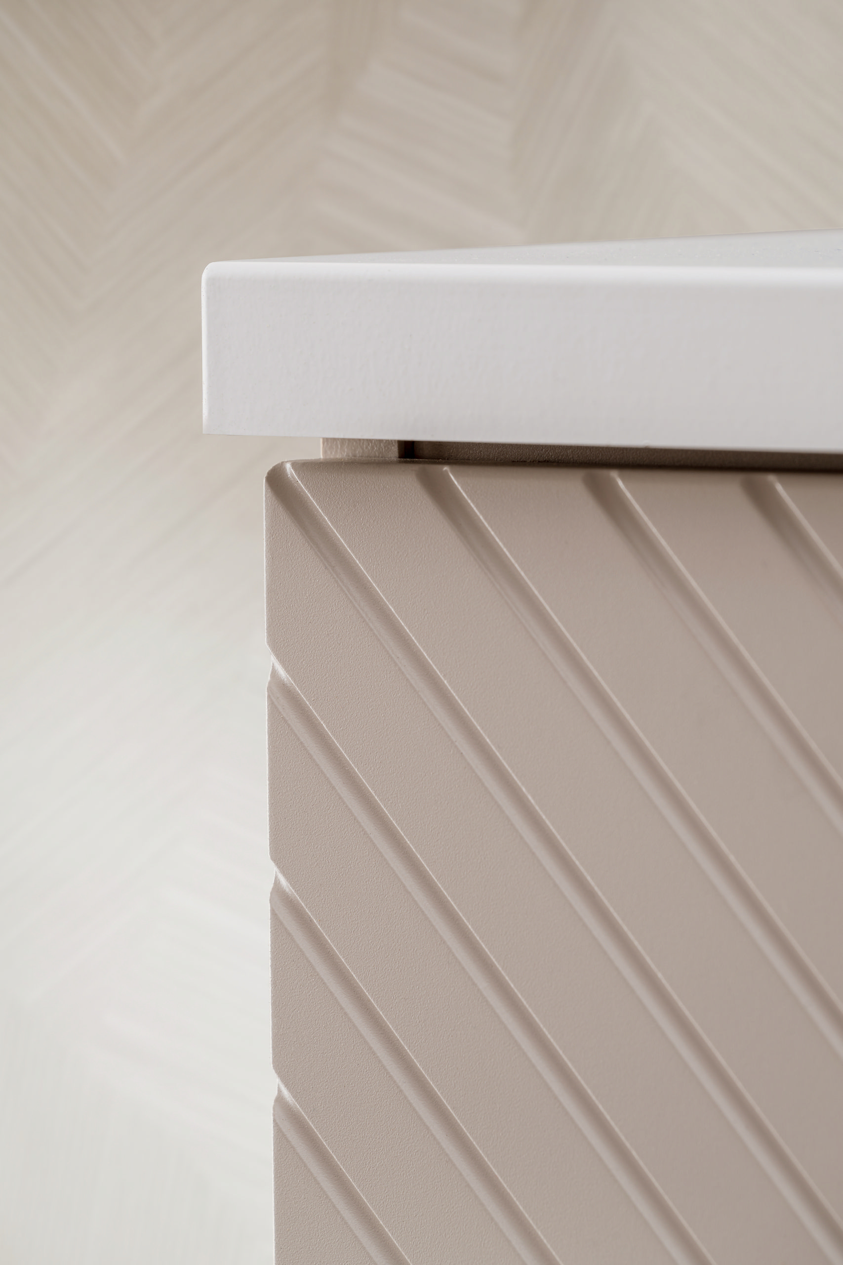 Pakabinama vonios spintelė su praustuvu 826A VIVO CASHMERE