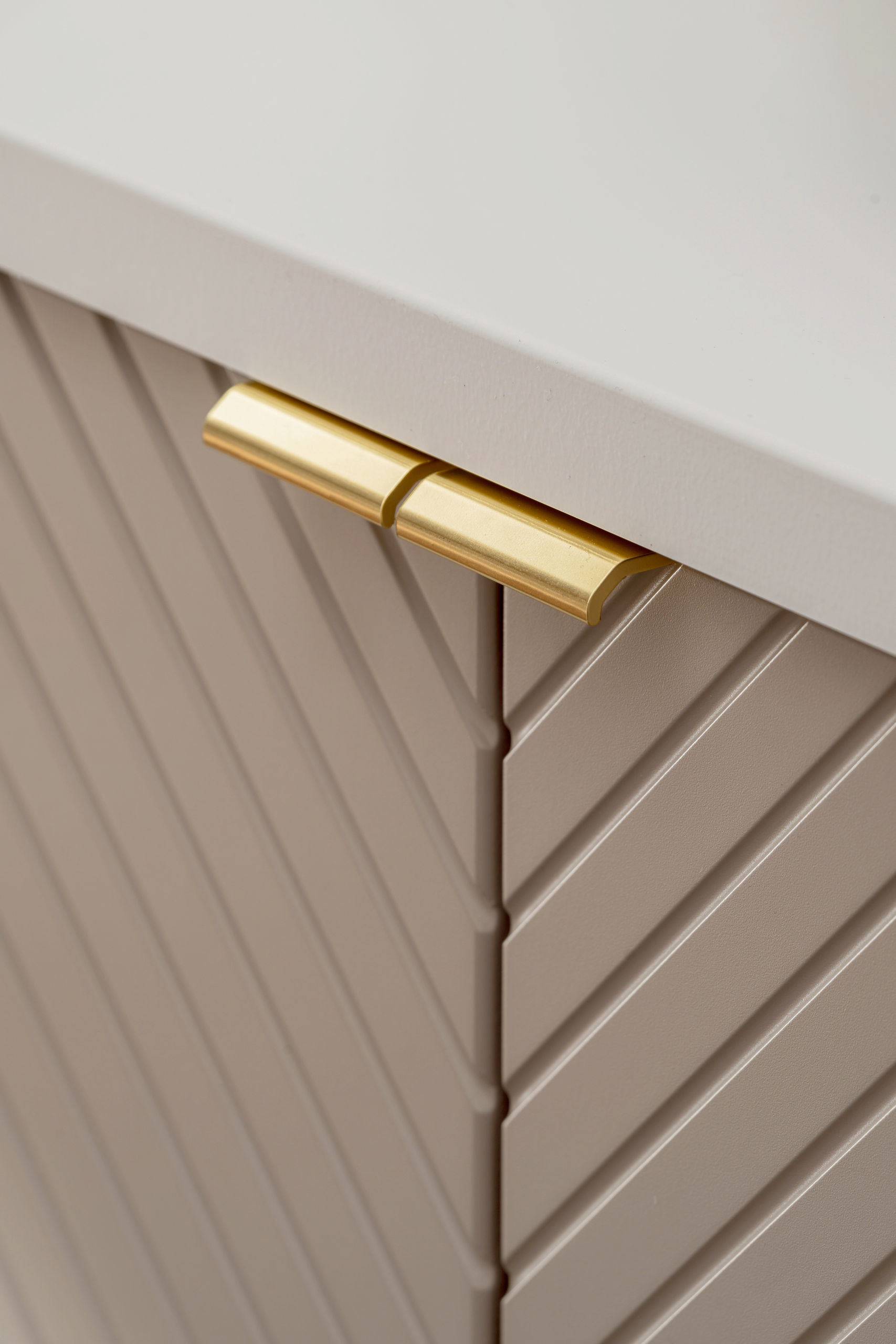 Pakabinama vonios spintelė su praustuvu 826A VIVO CASHMERE