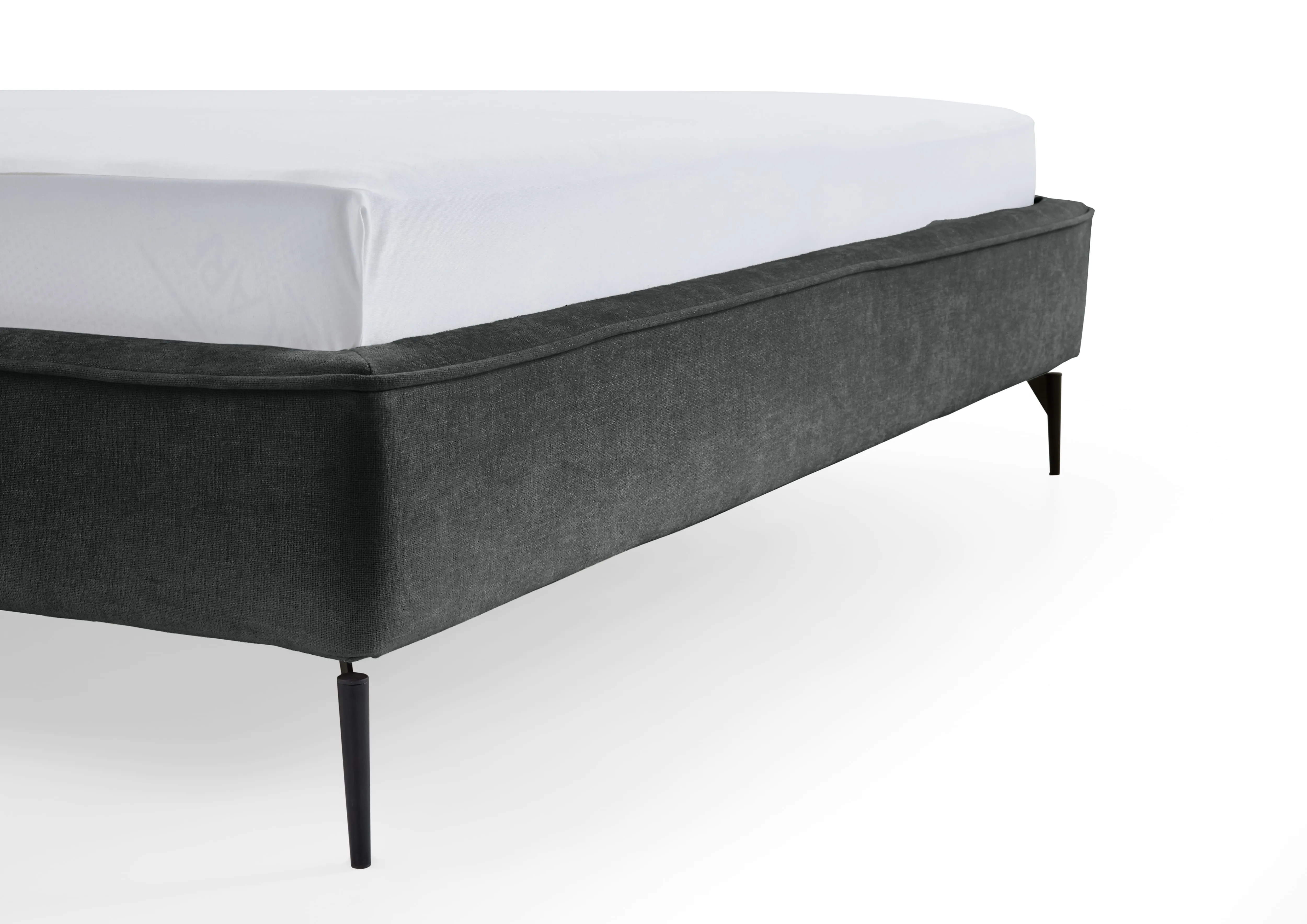 Lova 160/180/200 cm INFINA F1, samanų