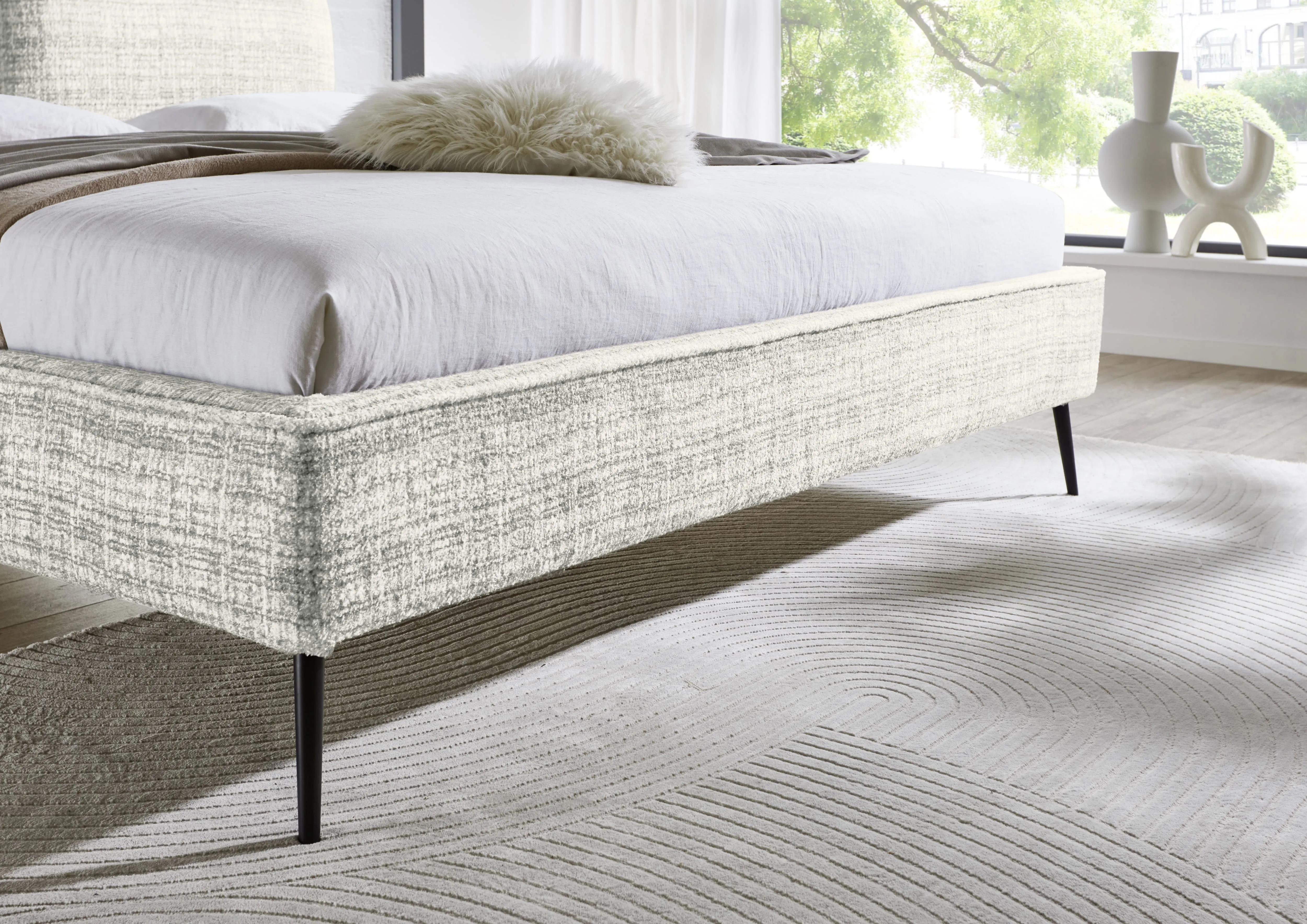 Lova 160/180/200 cm INFINA F2, rūko