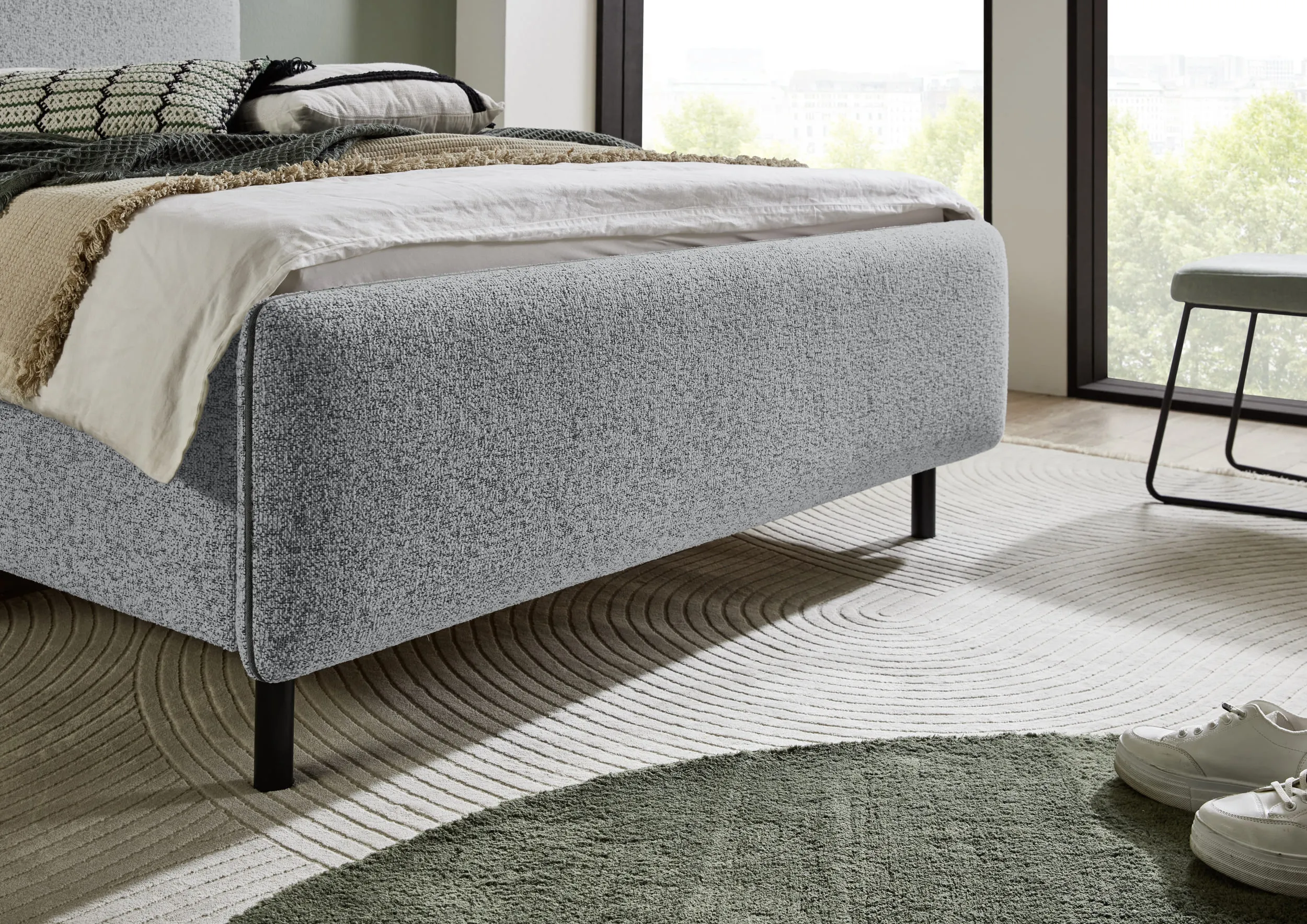 Lova 140/160/180 cm PRIMA su pat. dėže, pilka