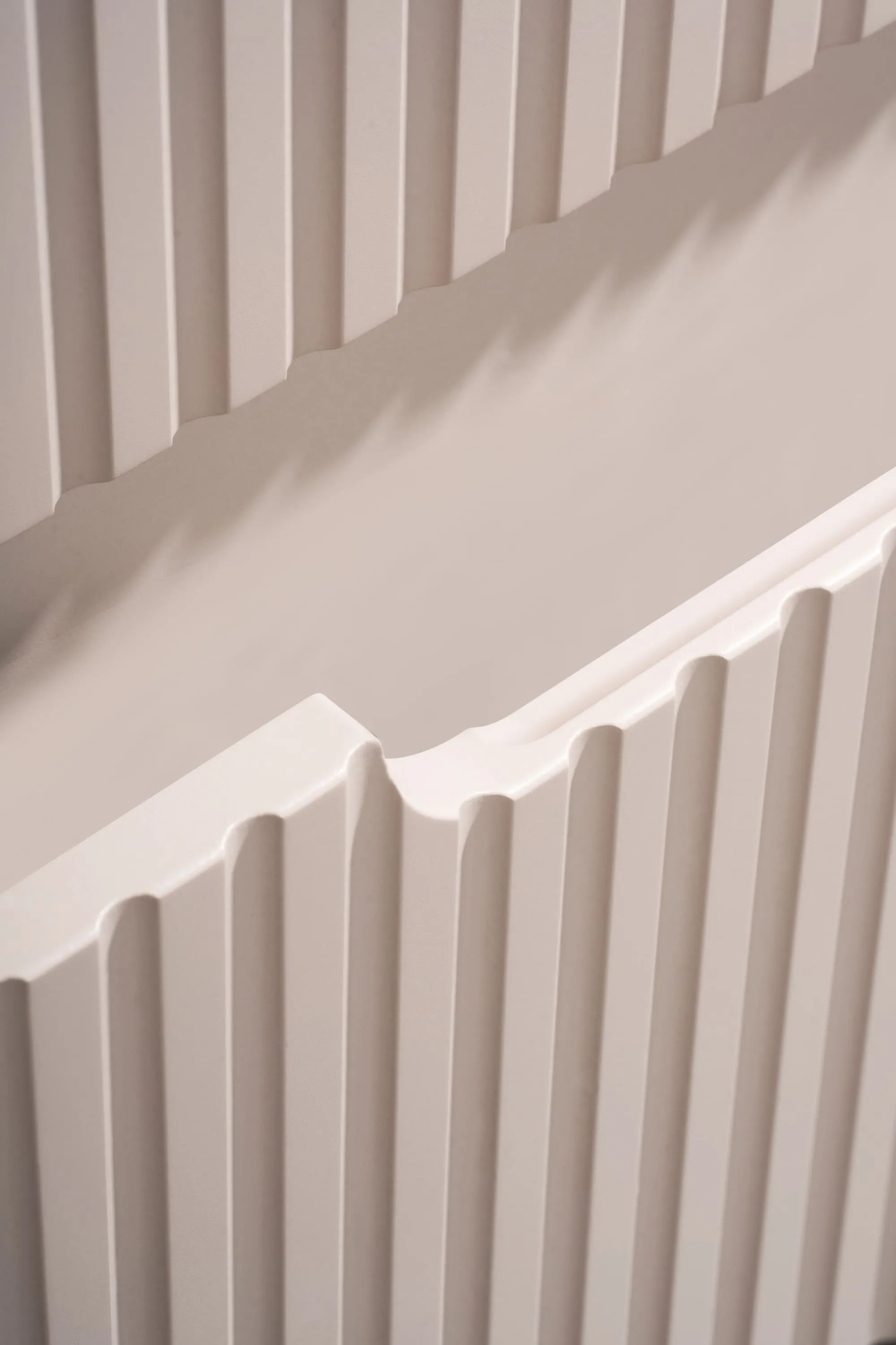 Vonios spintelė su skalbinių krepšiu NOVA CASHMERE, 100x40x57