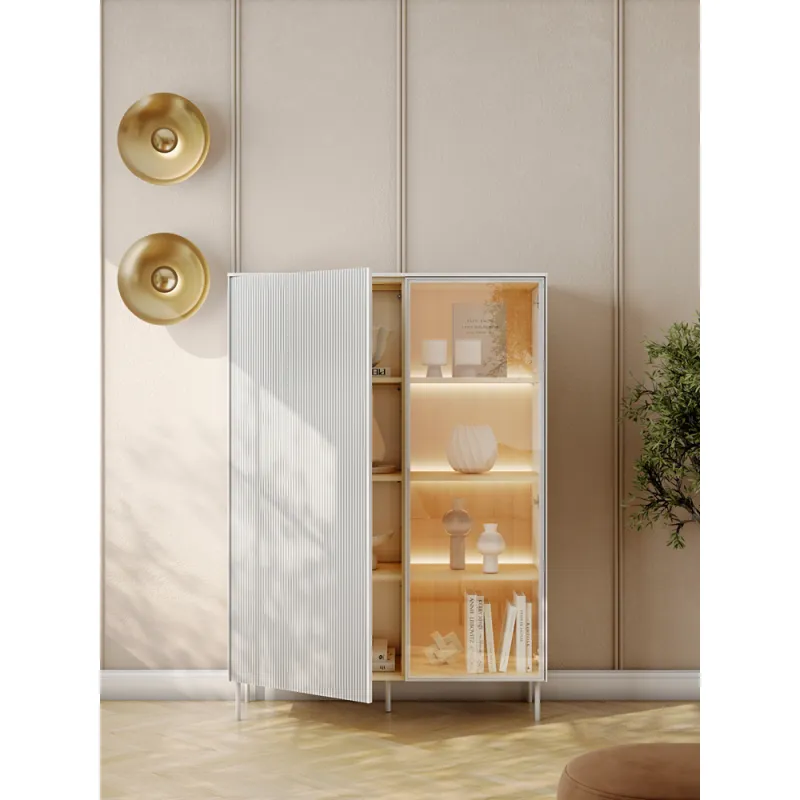 Vitrina su LED apšvietimu LIBU, 110x41x156 cm