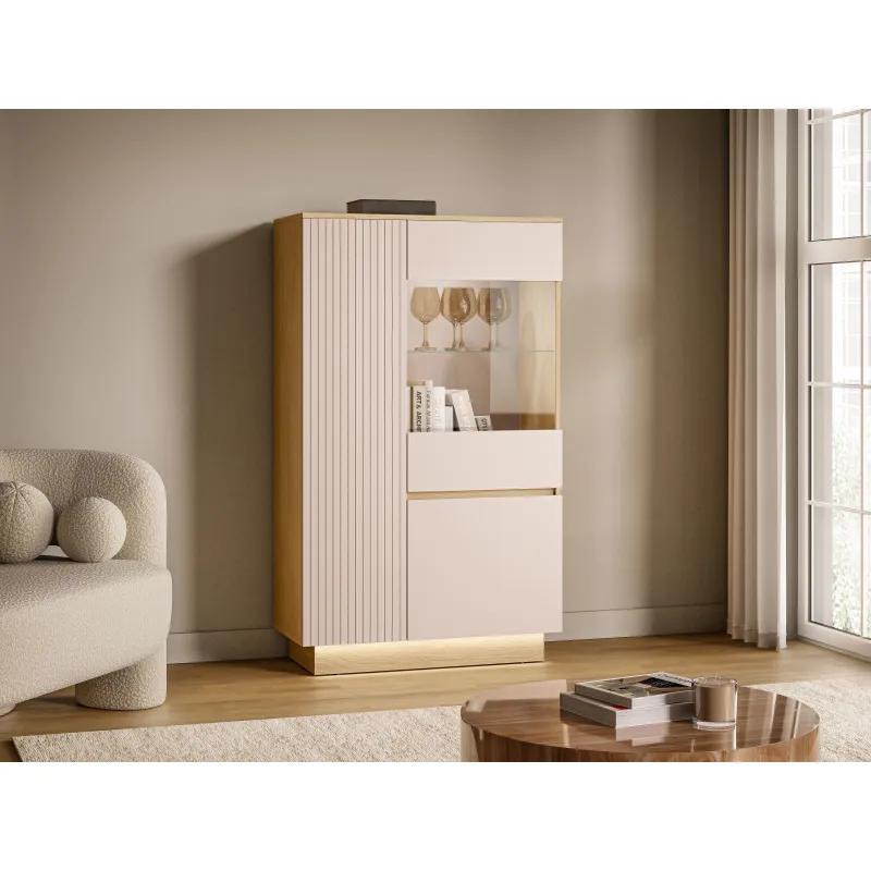 Vitrina HILA su LED apšvietimu, 90x40x150 cm