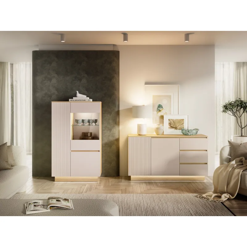Vitrina HILA su LED apšvietimu, 90x40x150 cm