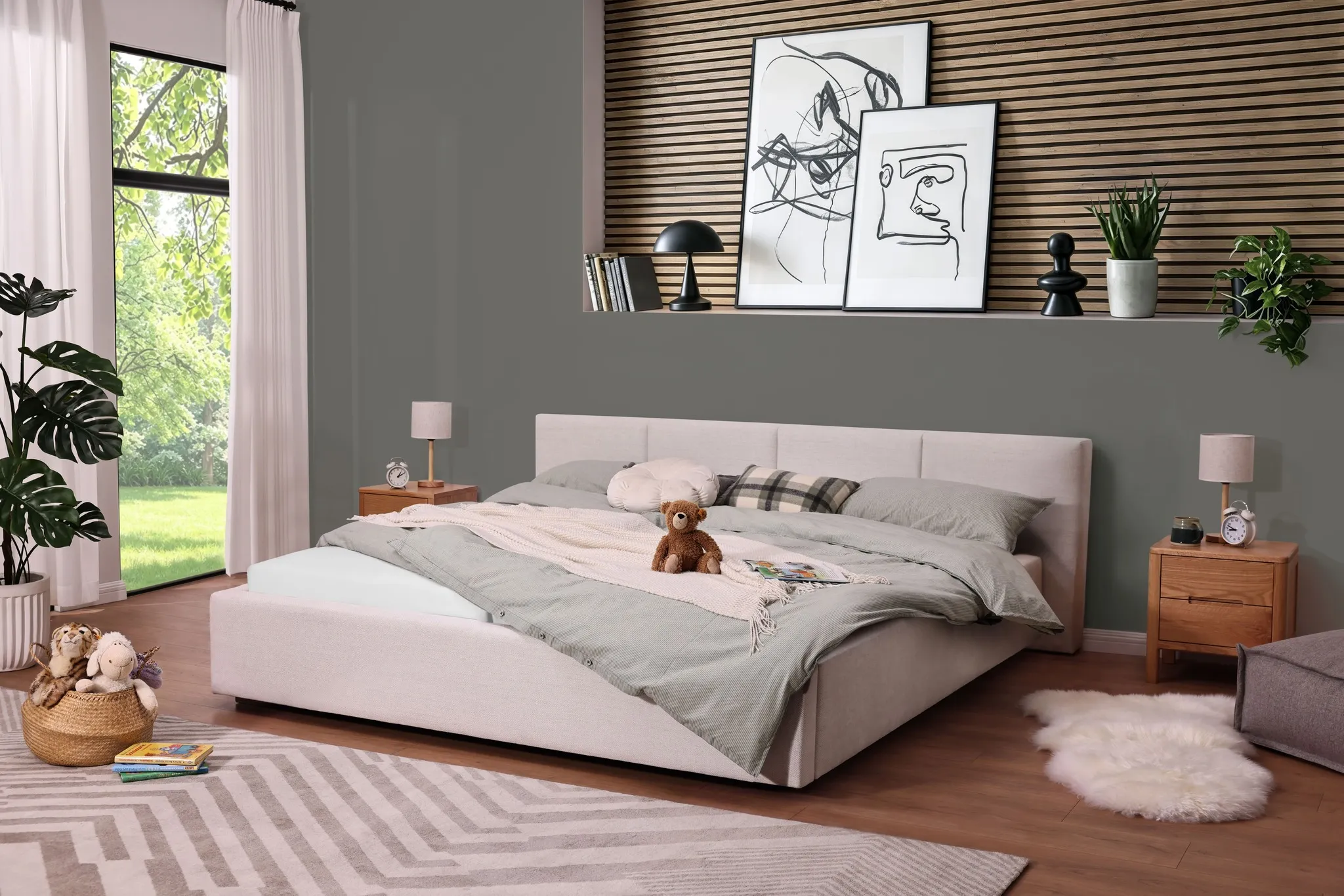 Lova 180x200 cm CAPRIA su patalynės dėže, beige