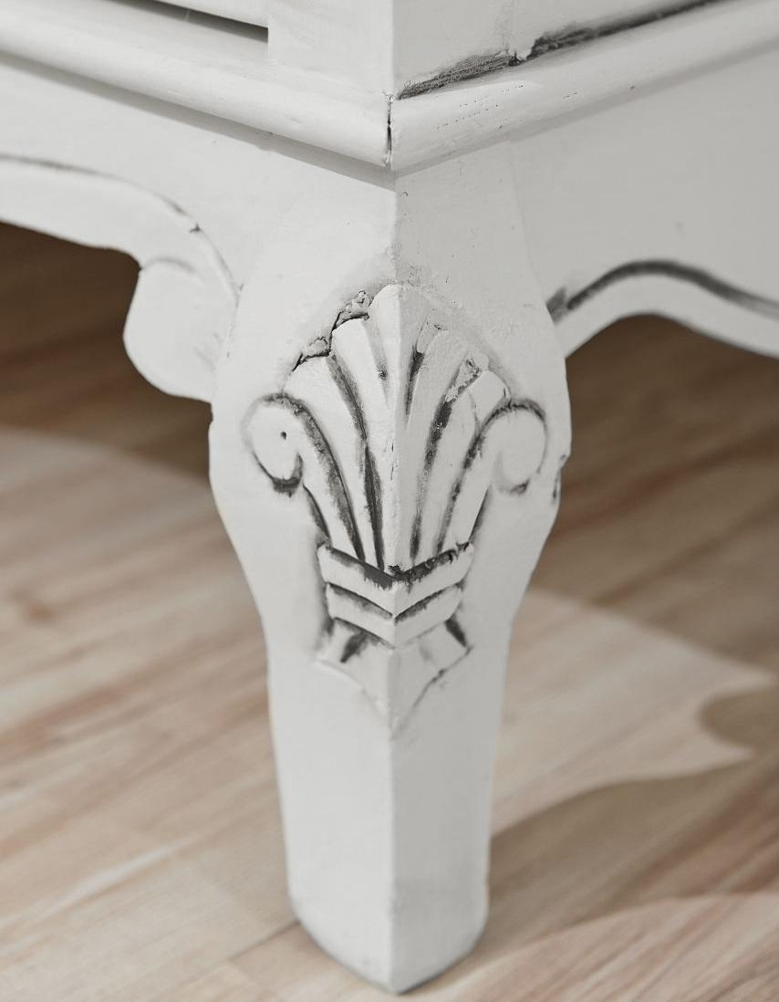 senovinio dizaino TV staliukas, medinis, baltas