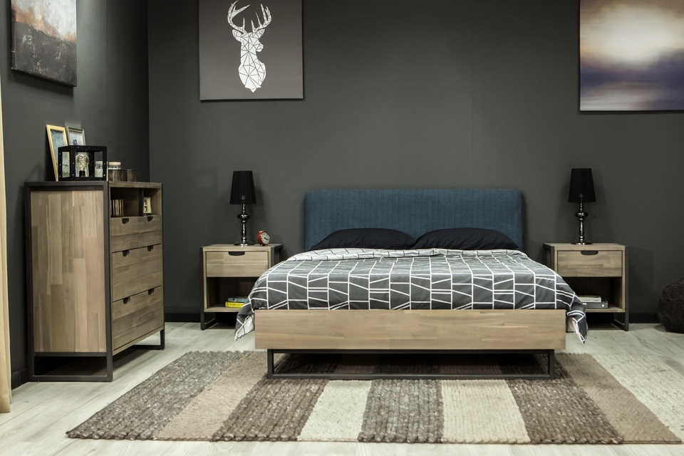 Naktinis staliukas FLUX